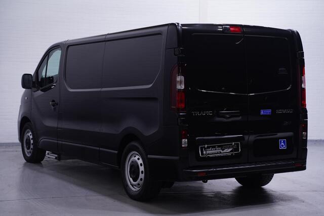Renault TRAFIC 2.0 DCi 145 pk Automaat L2H1 Navi, Camera Rolstoel lift achter, LED Koplampen, Airco ECC, NL Auto, 2-Zits