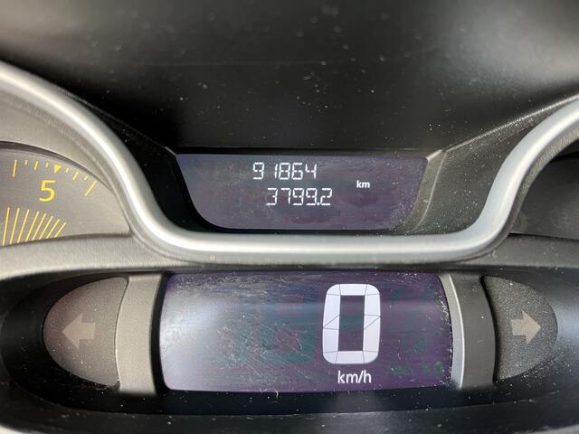 Renault TRAFIC Passenger 9 persoons 1.6 dCi Grand Expression BTW / BPM vrij marge Lengte 2 Airco Cruise control Navigatie PDC 1e eigenaar Combi Kombi Passenger Groepsvervoer Taxi Personenbus