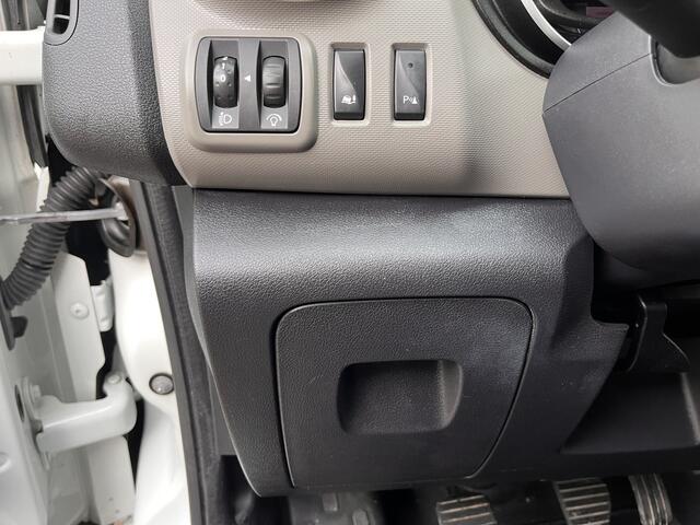 Renault TRAFIC 1.6 dCi T29 L2H1 Airco Cruise controle 3-Persoons Telefoonverbinding Achterruitrij camera Parkeersensoren achter 1e eigenaar Euro 6 Dealer onderhouden