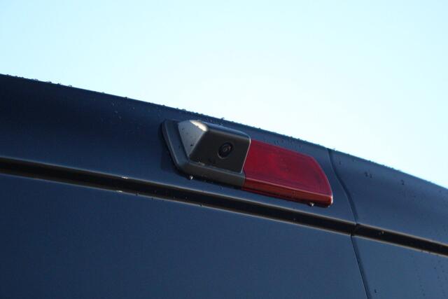 Renault TRAFIC 2.0dCi 150pk T30 L2H1 DC | 6-Zits | Carplay/Android | Camera | Lease 627,- p/m