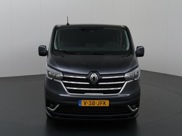 Renault TRAFIC 2.0 dCi 170PK | L2H1 | DC | Anniversary | Automaat | Schuifdeur L+R | Climate Control | Spoilerpakket | 17" LM Velgen | Treeplanken | NIEUW |