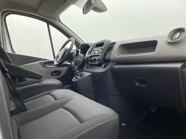 Renault TRAFIC 1.6 dCi E6 Comfort BPM Vrij! Lease ¤248 p/m, Airco, Bedrijfsinrichting, PDC, Volledig onderhoudshistorie aanwezig