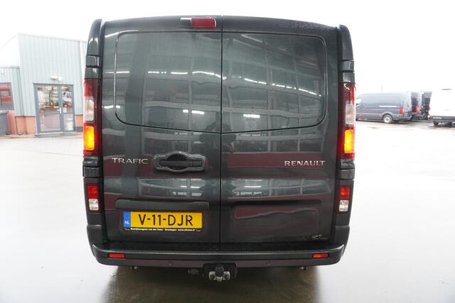 Renault TRAFIC 2.0 dCi 150PK L2H1 Dubbelcabine Luxe Schuifdeur Links en Rechts Climate | Adap.Cruise | Navi | Camera