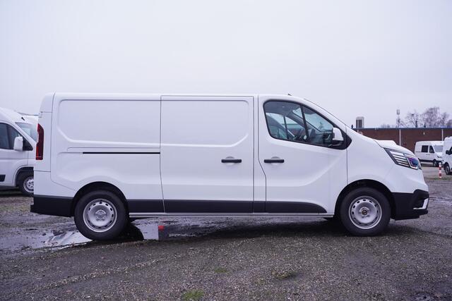 Renault TRAFIC 2.0 DCi 150 pk L2H1 Nog 2 stuks direct leverbaar Airco, Camera, Apple Carplay, Cruise Control, 3-Zits