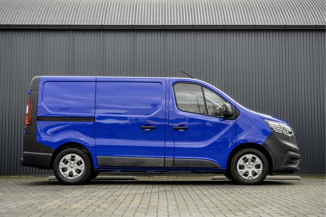 Renault TRAFIC 2.0 dCi L1H1 | Euro 6 | 150 PK | Automaat | NW MODEL | Cruise | Airco | Schuifdeur L+R