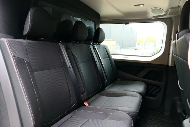 Renault TRAFIC 2.0 dCi 170 T29 L2H1 DC Luxe *AUTOMAAT* - Trekhaak, navi, adaptive cruise