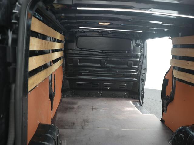 Renault TRAFIC 2.0 dCi 130 T30 L2H1 Luxe - All Seasonbanden - Achteruitrijcamera
