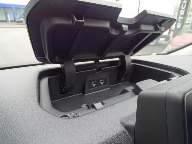 Renault TRAFIC 2.0 Blue dC1 150 EDC T30 L2H1 Advance ACHTERUITRIJCAMERA / TREKHAAK / ALL SEASON BANDEN / NAVI