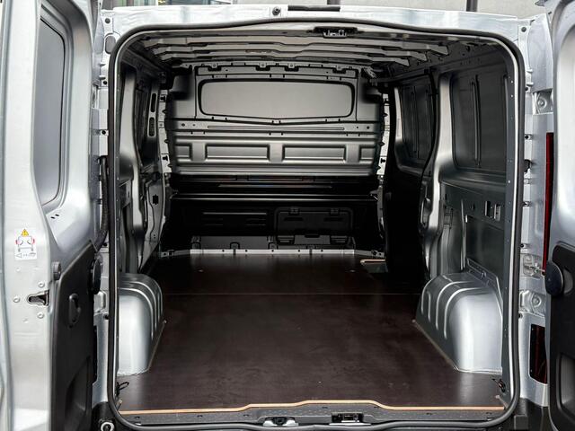 Renault TRAFIC 2.0 Blue dCi 130 T30 L2H1 Advance | BPM vrij | Direct leverbaar | Navi | Camera