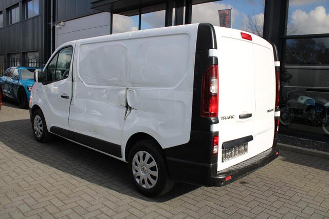 Renault TRAFIC L1H1 1.6 dCi 95 l1 airco cruise navi marge