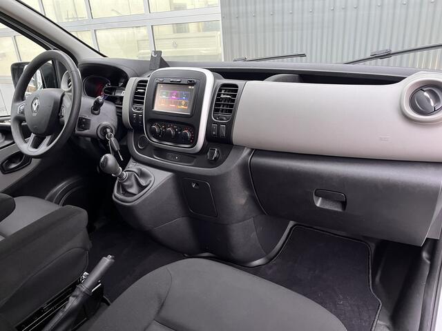 Renault TRAFIC 1.6 dCi T29 L1H1 Airco Cruise control Ladekasten Kastinrichting Trekhaak 2000kg trekgewicht Bluetooth telefoon voorbereiding Navigatiesysteem Schuifdeur 2-Persoons 1e eigenaar Euro 6