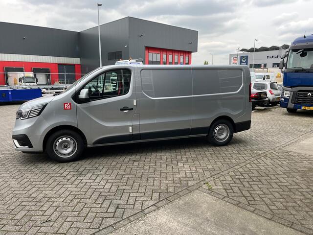 Renault TRAFIC E-Tech Red L2 H1 (NEW), Nav, Camera, Apple play