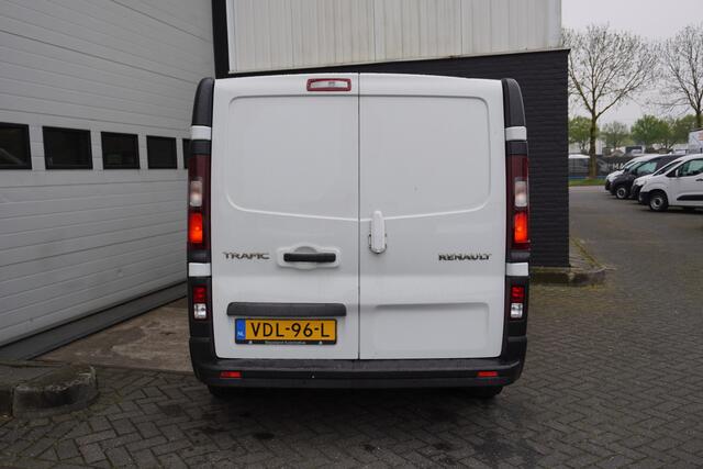 Renault TRAFIC 1.6 dCi 2x schuifdeur EURO 6 - Airco - Cruise - Navi - ¤ 12.499 - Excl.