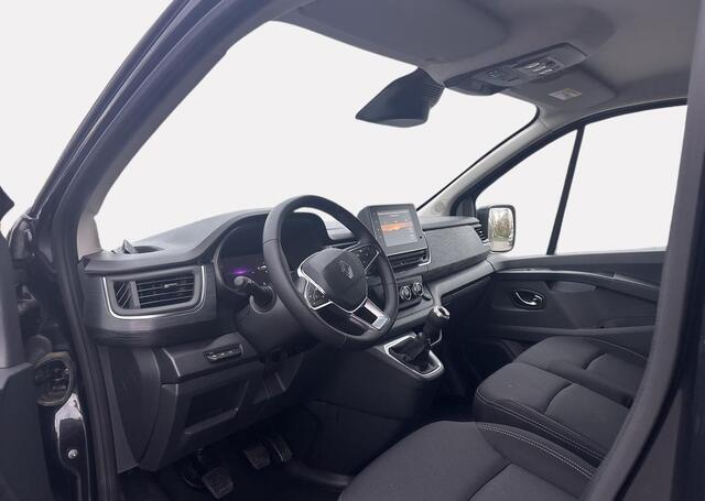 Renault TRAFIC 2.0 Blue dC1 150 T30 L2H1 Extra - Reservewiel / Alarm / 17\" lichtmetalen velgen 'Avens Noir Diamantée' in aluminium en zwart,Houten laadvloer