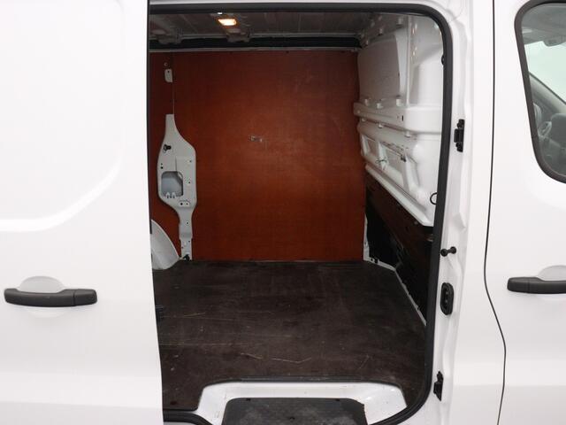 Renault TRAFIC 1.6 dCi 125PK L1H1 Comfort 3Pers. / Cruise-ctr / Trekhaak / Airco / Navigatie / Park distance / Dakdragers / Apk mei-2026