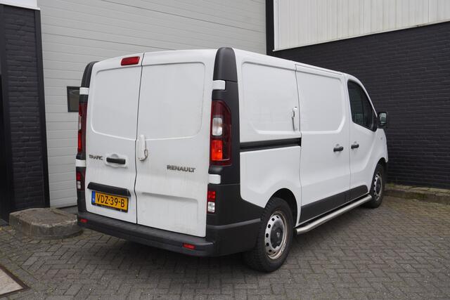 Renault TRAFIC 1.6 dCi EURO 6 - Airco - Navi - Cruise - 2 x schuifdeuren - ¤12.499,- Excl.
