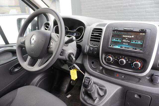 Renault TRAFIC 1.6 dCi EURO 6 - Airco - Navi - Cruise - 2 x schuifdeuren - ¤12.499,- Excl.