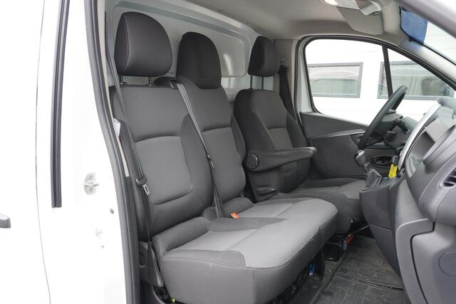 Renault TRAFIC 1.6 dCi EURO 6 - Airco - Navi - Cruise - 2 x schuifdeuren - ¤12.499,- Excl.
