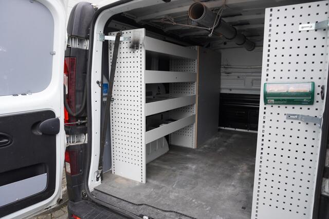 Renault TRAFIC 1.6 dCi EURO 6 - Airco - Navi - Cruise - 2 x schuifdeuren - ¤12.499,- Excl.