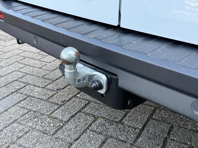 Renault TRAFIC 2.0 Blue dCi 130 T30 L2H1 Start Work Edition | Trekhaak | Navigatie | Camera | Sidebars