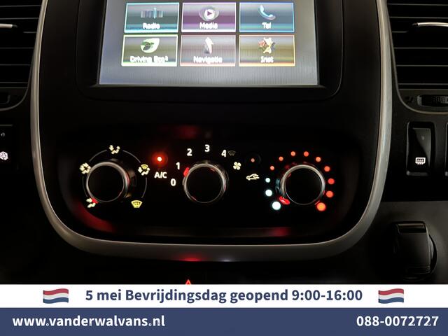 Renault TRAFIC 2.0 dCi 120pk L2H1 inrichting Euro6 Airco | Navigatie | LED | Camera | Cruisecontrol | Trekhaak Parkeersensoren, Bijrijdersbank