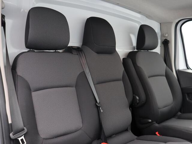 Renault TRAFIC 2.0 dCi 150pk EDC T30 L2H1 Advance | Laadruimtepakket | Achteruitrijcamera | Automaat! | Poule bus import