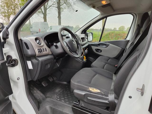 Renault TRAFIC D96pk L2H1 3-Persoons Trekhaak Cruise Control Comfort Energy Pdc 1.6dCi T29 Imperiaal Betonplexvloer Wandbetimmering Schuifdeur 2.000kg Trekgewicht Euro 6