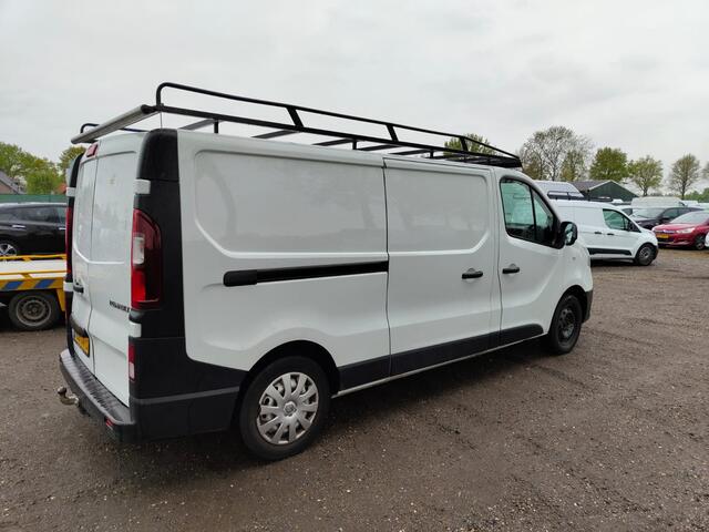 Renault TRAFIC D96pk L2H1 3-Persoons Trekhaak Cruise Control Comfort Energy Pdc 1.6dCi T29 Imperiaal Betonplexvloer Wandbetimmering Schuifdeur 2.000kg Trekgewicht Euro 6