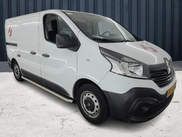 Renault TRAFIC 1.6 dCi T27 L1H1 Comfort (96 PK) 1e-Eig. & Dealer-Onderh. BOVAG-Garantie. NL-Auto. Trekhaak, Cruisecontrol, Navigatie, Parkeersensoren, Bluetooth, Airco