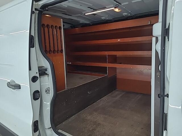 Renault TRAFIC 1.6 dCi T27 L1H1 Comfort (96 PK) 1e-Eig. & Dealer-Onderh. BOVAG-Garantie. NL-Auto. Trekhaak, Cruisecontrol, Navigatie, Parkeersensoren, Bluetooth, Airco