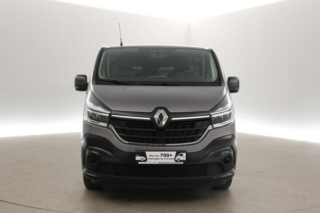 Renault TRAFIC 2.0 dCi L2H1 Airco Cruise Navigatie PDC 3 Persoons LED Trekhaak