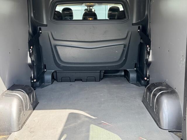 Renault TRAFIC 2.0 DCi 170PK Automaat Dubbel Cabine / Trekhaak / Clima