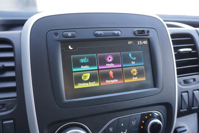 Renault TRAFIC 2.0 dCi 120PK L2 EURO 6 - Airco - Navi - Cruise - ¤ 13.499,- Excl.
