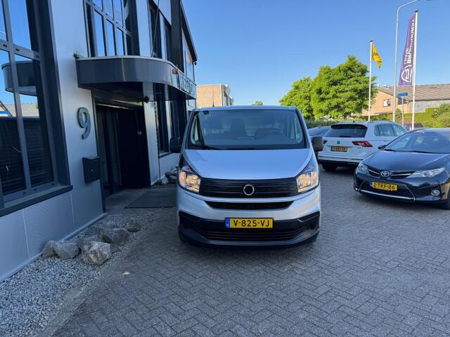 Renault TRAFIC 1.6 MJ Lang L2 125PK Airo, Navi, Cruisecntrl, Schuifdeur, trekhk