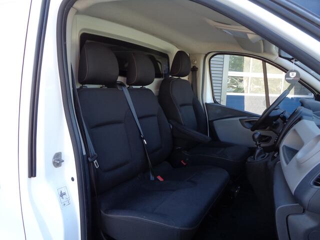 Renault TRAFIC 1.6 dCi T27 L1H1 Comfort Energy 96PK Airco Cruise Trekhaak NL-Auto