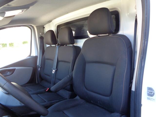 Renault TRAFIC 1.6 dCi T27 L1H1 Comfort Energy 96PK Airco Cruise Trekhaak NL-Auto