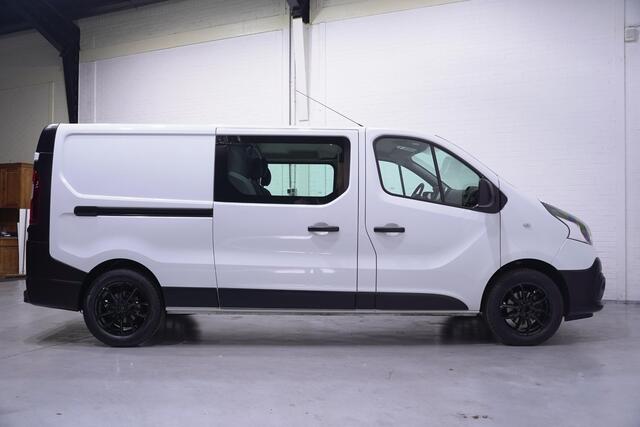Renault TRAFIC 1.6 dCi 125 pk Dubbel Cabine 5-Zits Navi, Camera Trekhaak, 17" LMV, NAP, Cruise Control