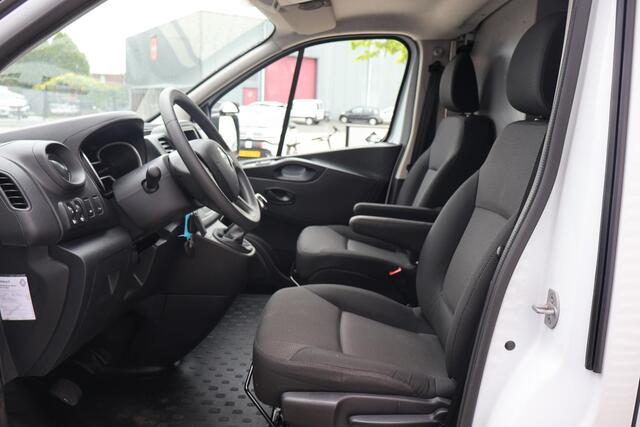 Renault TRAFIC 2.0 dCi 120 T29 L1H1 Comfort 3 Zits | Trekhaak | Led | DAB | Sensoren | Airco | Cruise | BTW | NAP | Volledig Dealer Onderh.