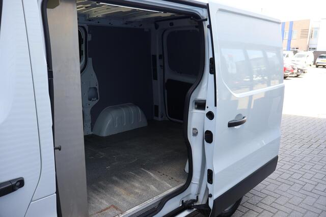 Renault TRAFIC 2.0 dCi 120 T29 L1H1 Comfort 3 Zits | Trekhaak | Led | DAB | Sensoren | Airco | Cruise | BTW | NAP | Volledig Dealer Onderh.