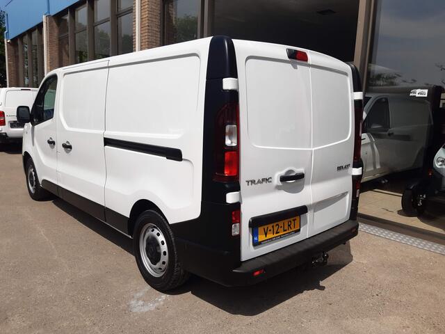 Renault TRAFIC 2.0 dCi 107Kw/145 Pk L&R Schuifdeur L2 Airco Achteruitrijcamera PDC Trekhaak