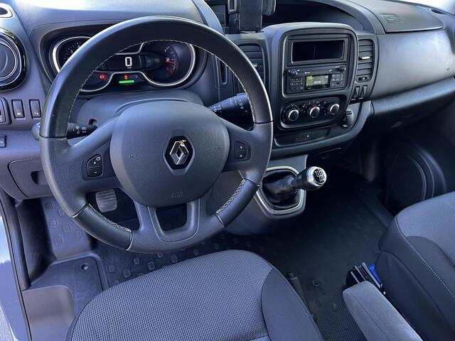 Renault TRAFIC 2.0 dCi 120 T29 L2H1 DC Work Edition 5 persoons / Dealer onderhouden / Trekhaak 2.000kg / Dubbel Cabine / Airco / Getinte ruiten / 17" LM wielen / Stoelverwarming /