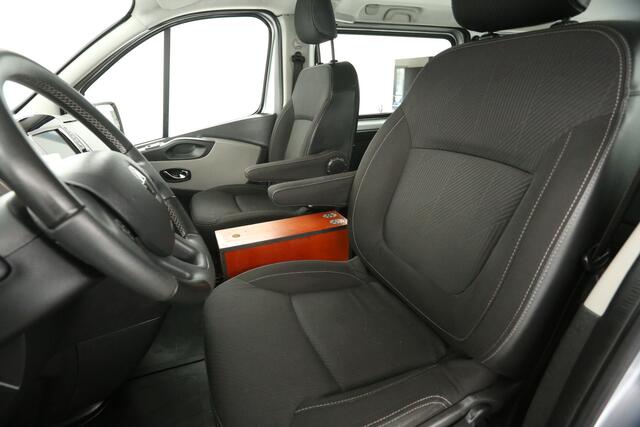 Renault TRAFIC Passenger 1.6 dCi L2H1 | MARGE! | 8 Persoons | TAXI | Airco Carplay Cruise Navigatie Parkeersensoren Elektrpakket