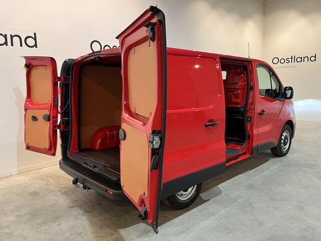 Renault TRAFIC 2.0 dCi 170 PK L1H1 / Euro 6 / Airco / Cruise Control / PDC / CarPlay / Navigatie / Trekhaak / LED / 3-Zits
