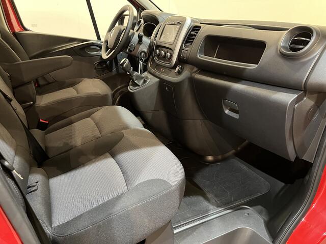 Renault TRAFIC 2.0 dCi 170 PK L1H1 / Euro 6 / Airco / Cruise Control / PDC / CarPlay / Navigatie / Trekhaak / LED / 3-Zits
