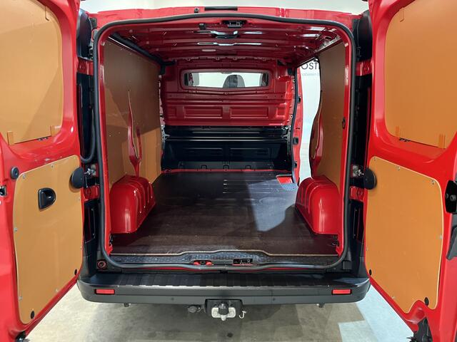 Renault TRAFIC 2.0 dCi 170 PK L1H1 / Euro 6 / Airco / Cruise Control / PDC / CarPlay / Navigatie / Trekhaak / LED / 3-Zits