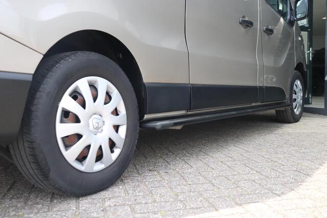 Renault TRAFIC Passenger 2.0 DCi 120 Grand Zen | Airco | Navigatie | Trekhaak | Cruise control | 9 Personen |