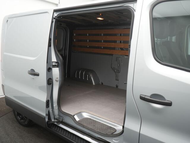 Renault TRAFIC 2.0 dCi 130 T30 L2H1 Work Edition - Achteruitrijcamera - Trekhaak