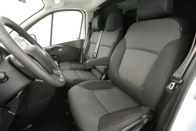 Renault TRAFIC 1.6 dCi T29 L1H1 Airco Cruise Navigatie LED PDC 3 Persoons Elektrpakket