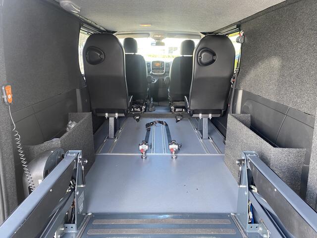 Renault TRAFIC 4+1 Rolstoelbus 1.6 dCi T29 L2H1 Luxe Energy (Zeer nette 4+1 Rolstoelbus met 2 schuifdeuren en lift!)