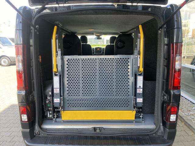 Renault TRAFIC 4+1 Rolstoelbus 1.6 dCi T29 L2H1 Luxe Energy (Zeer nette 4+1 Rolstoelbus met 2 schuifdeuren en lift!)